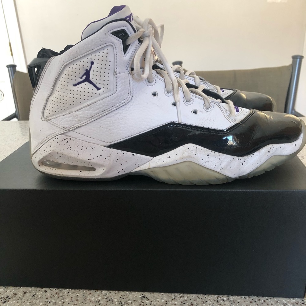 Jordan Bloyal sneakers